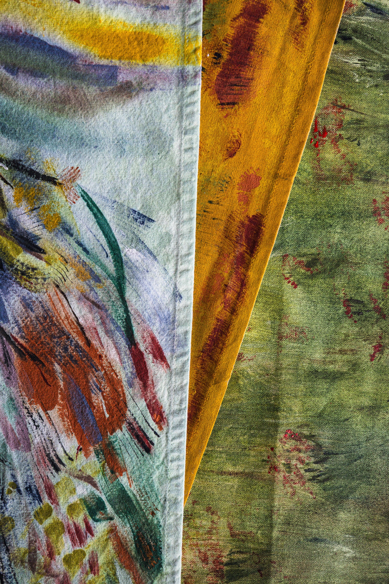 Hand-painted canvas cloth