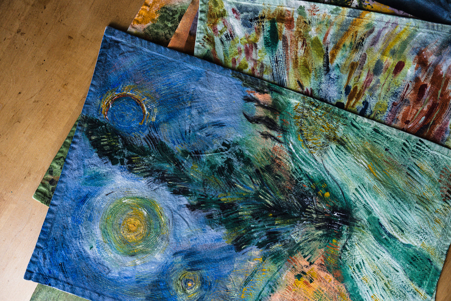 Hand-painted canvas cloth
